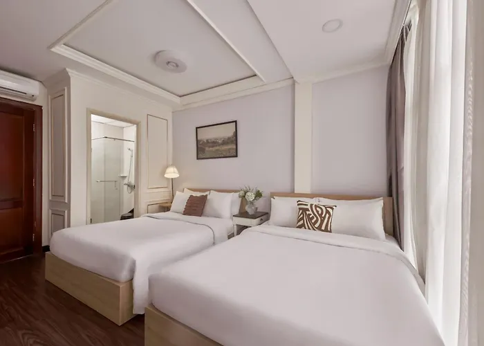 Quy Hung And Spa Central